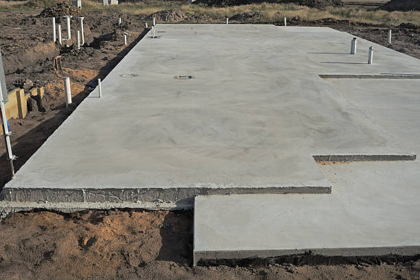 Best Concrete Sidewalk Installation  in Licking, MO